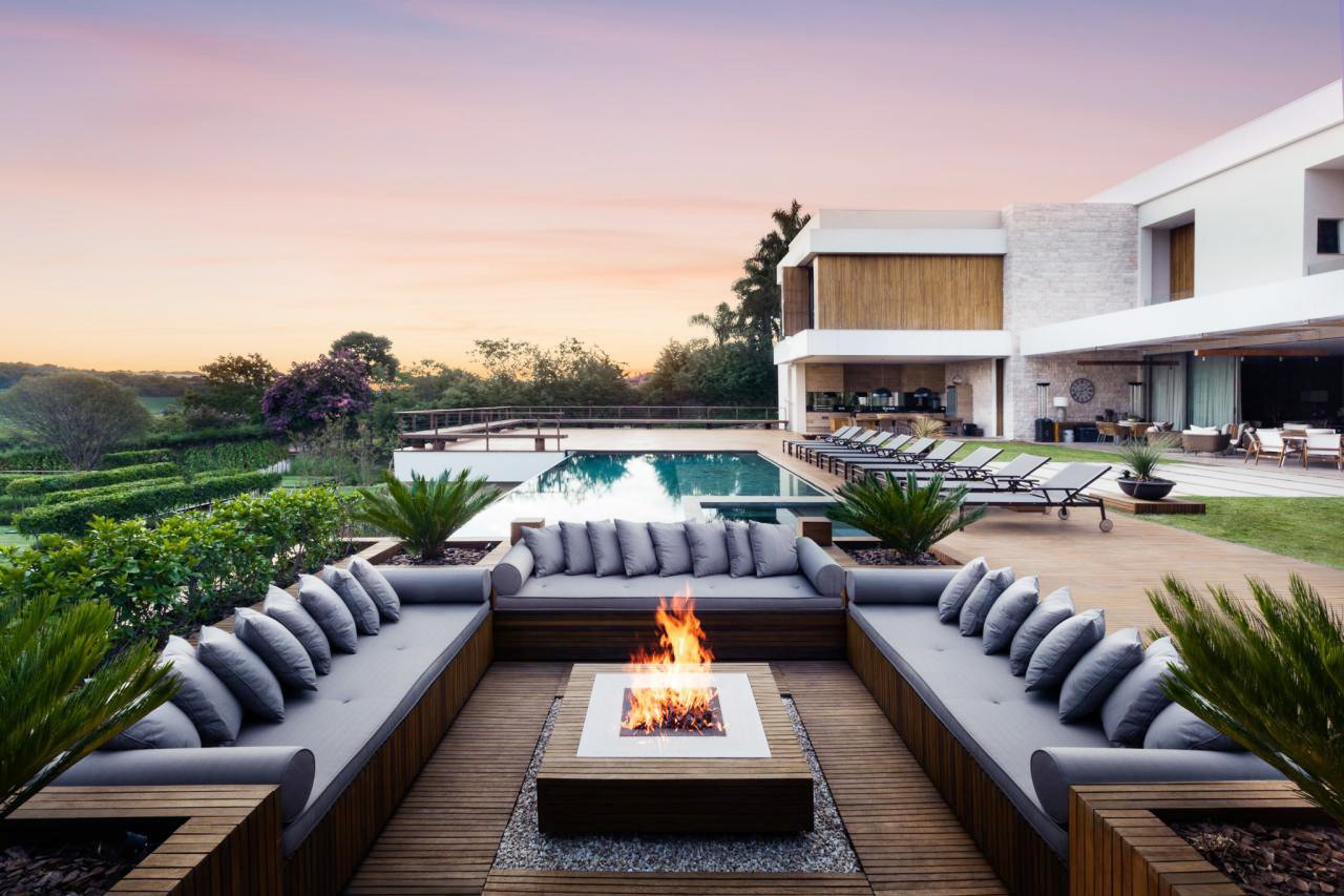 18 Luxurious Outdoor Fire Pit Design Ideas, Fancy Outdoor Fire Pits