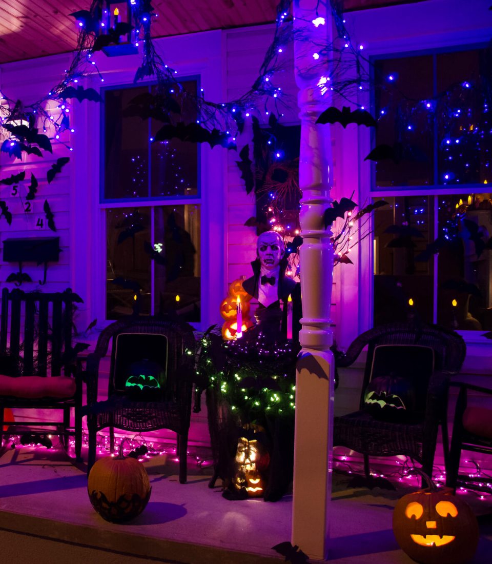 Lights for Halloween Too | Scary DIY Halloween Porch Decoration Ideas | vintage halloween porch