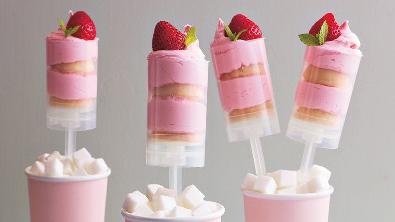 Pretty in Pink Push-It-Up Cake Pops