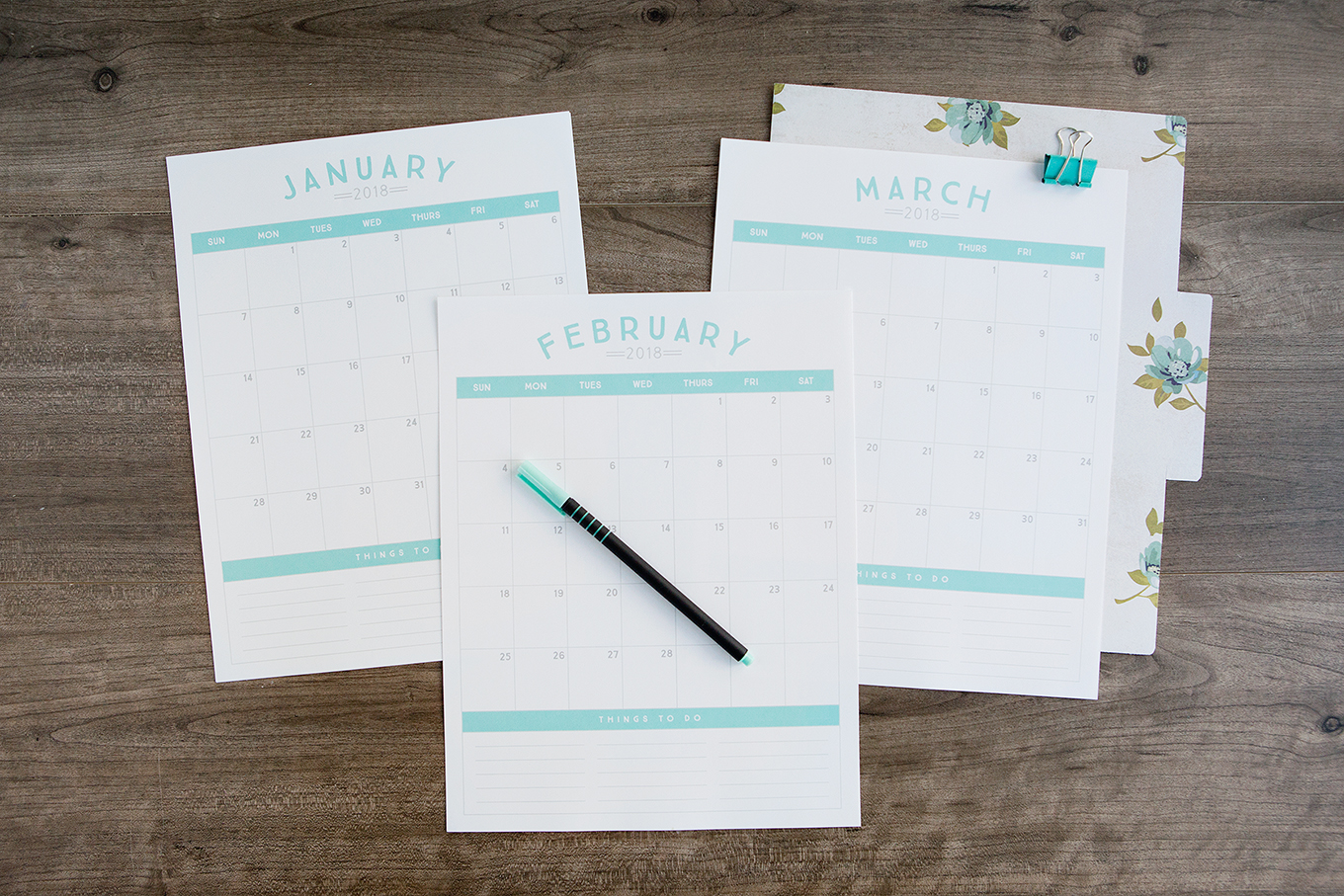 Time to get organized! FREE 2018 Printable Calendars!