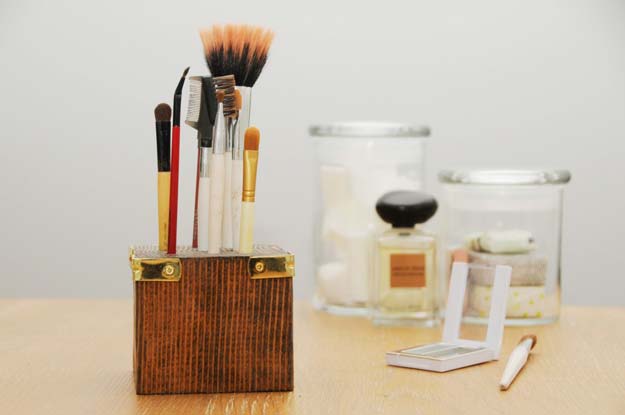DIY Makeup Organizing Ideas - Scrap Wood Make-up Brush Holder - Projects for Makeup Drawer, Box, Storage, Jars and Wall Displays - Cheap Dollar Tree Ideas with Cardboard and Shoebox - Wood Organizers, Tray and Travel Carriers http://diyprojectsforteens.com/diy-makeup-organizing