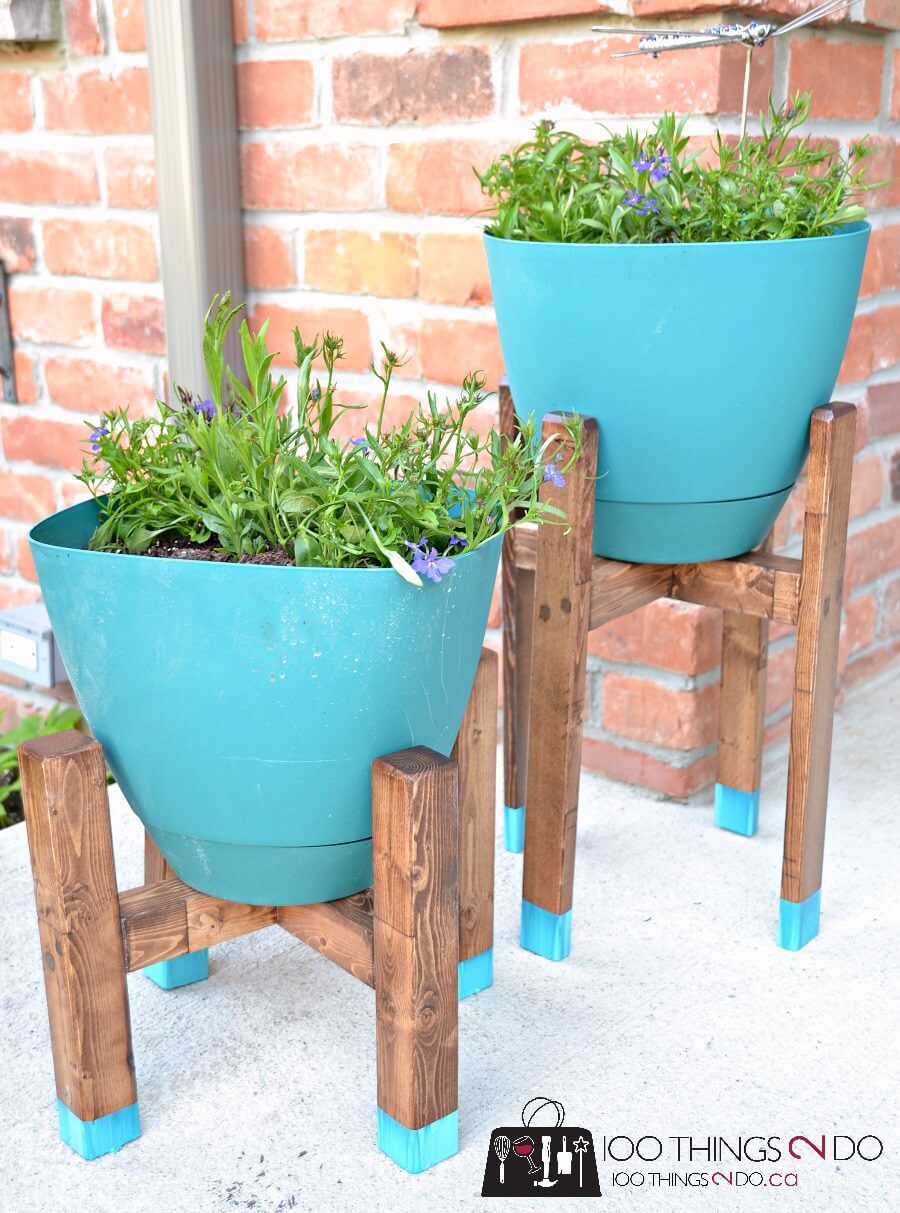 Chic Grecian Urn Style Plant Stands
