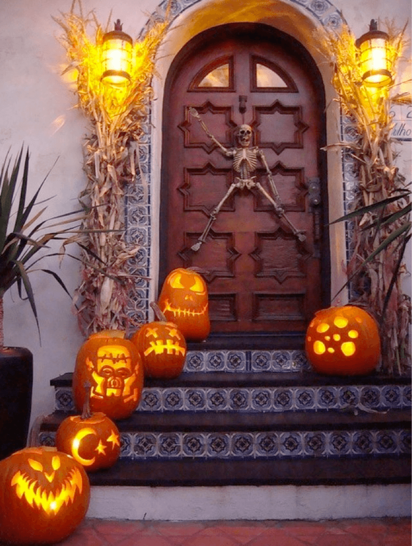 A Jack-O-Lantern Festival | Scary DIY Halloween Porch Decoration Ideas | vintage halloween porch