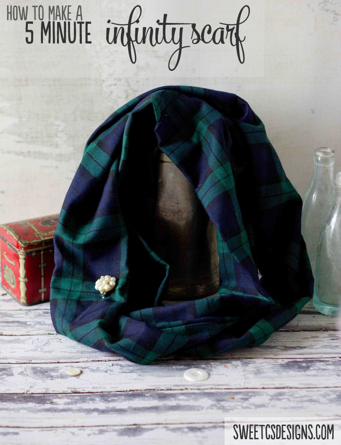 5 Minute Infinitely scarf | 25+ handmade gift ideas under $5