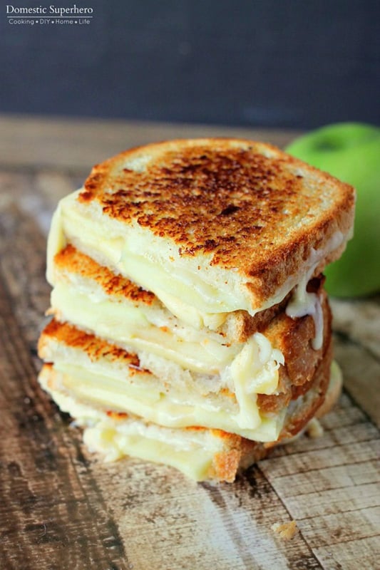 Apple Gouda Grilled Cheese | 25+ Grilled Cheese Recipes