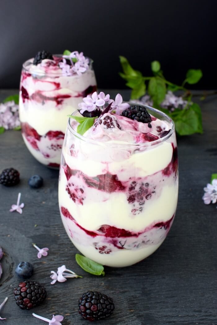 Berry Tiramisu Trifle + 50 Delicious Berry Recipes... refreshingly sweet treats that you can enjoy all summer long!