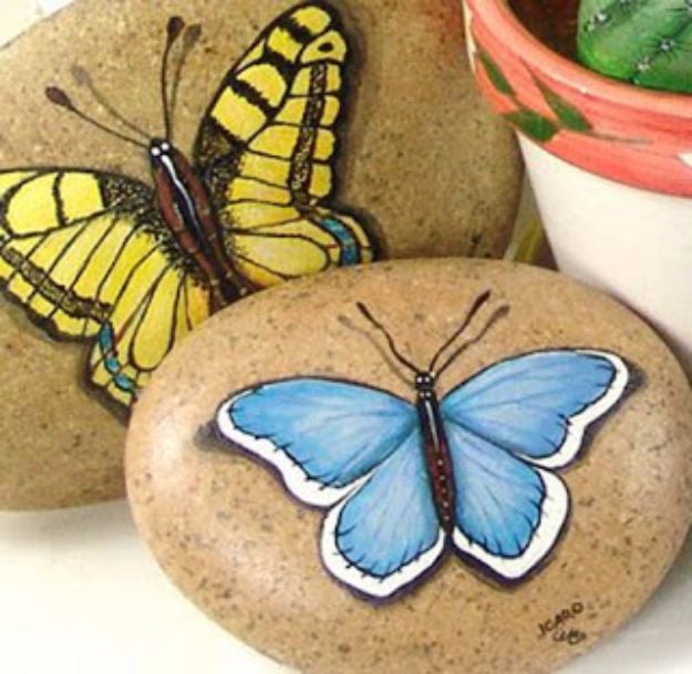 DIY Ideas With Butterflies - Butterfly Painted Stones - Cute and Easy DIY Projects for Butterfly Lovers - Wall and Home Decor Projects, Things To Make and Sell on Etsy - Quick Gifts to Make for Friends and Family - Homemade No Sew Projects- Fun Jewelry, Cool Clothes and Accessories http://diyprojectsforteens.com/diy-ideas-butterflies