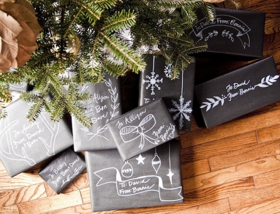 DIY chalkboard gift wrap | 30+ Christmas Wrapping Ideas