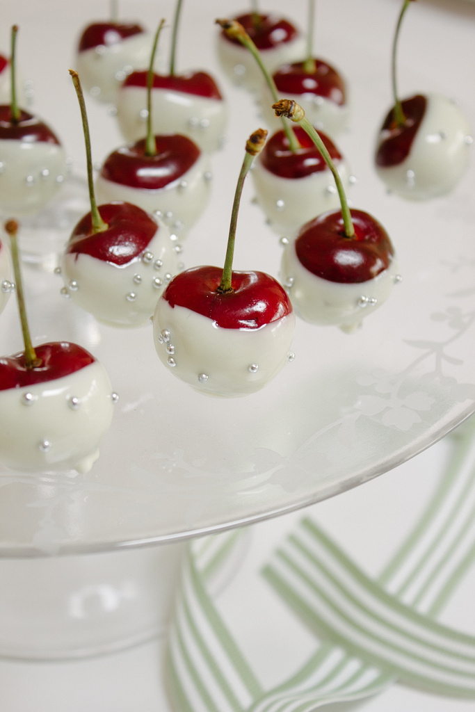 Cherries dipped in white chocolate | 25+ NYE party ideas