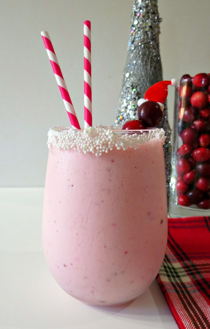 Christmas Cranberry Smoothie 25+ Fun Christmas Breakfast Ideas for Kids | NoBiggie.net