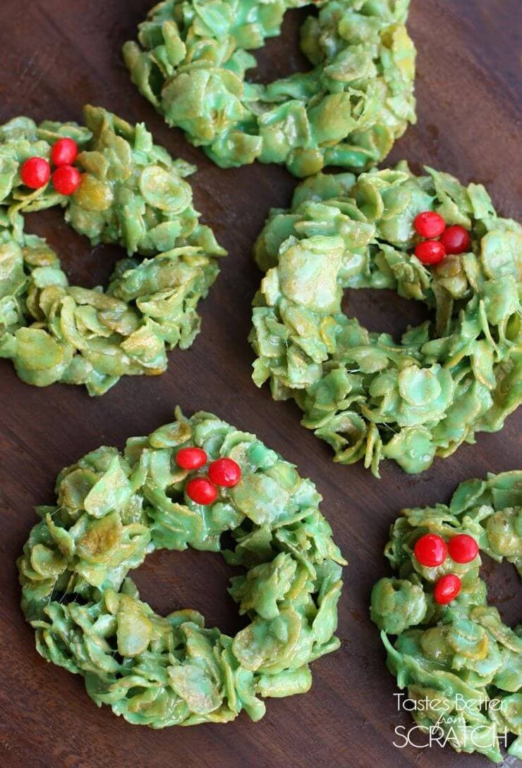 Party Food Ideas: 15 Festive and Tasty Finger Food Christmas Desserts - Party Food Ideas, Finger Food Recipes, Finger Food Christmas Desserts, Christmas Dessert Recipes, Christmas Cookie Recipes, Christmas appetizers, appetizer recipes