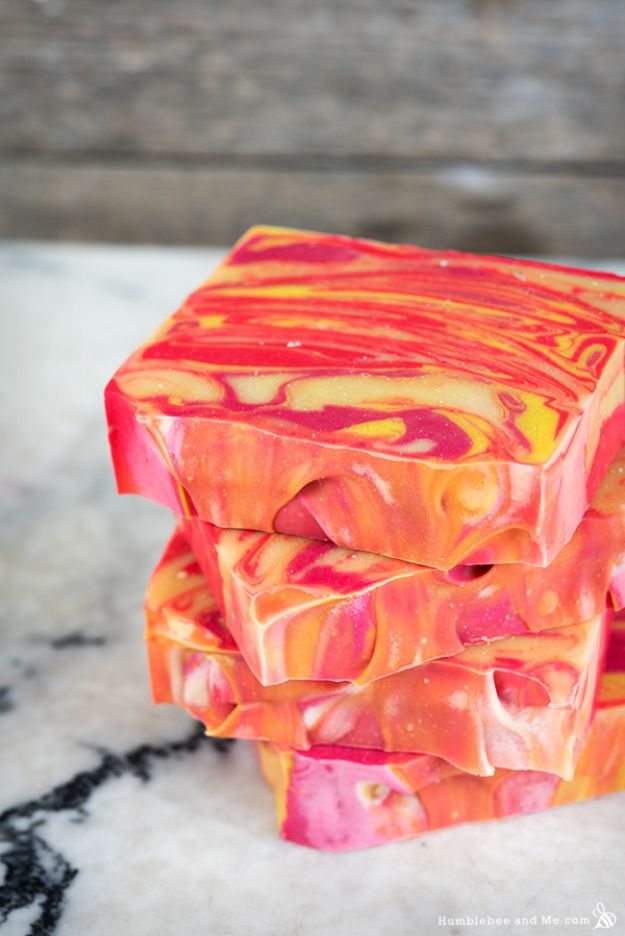 15 Great Soap Recipes Anyone Can Make At Home - DIY Soap Recipes, DIY Soap, DIY Homemade, diy cosmetics