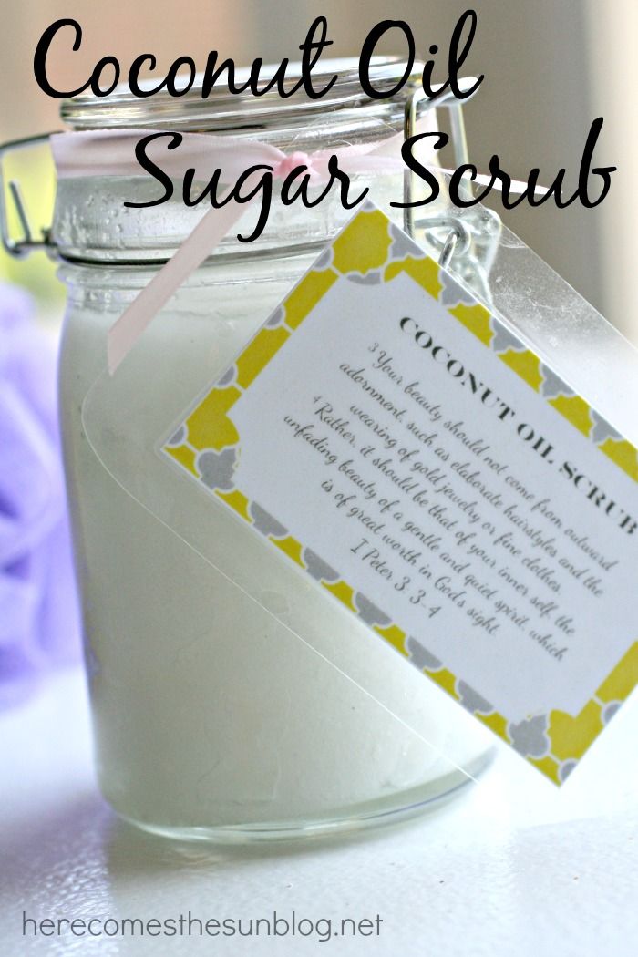 Coconut Oil Sugar Scrub | 25+ Mother's Day Gift Ideas