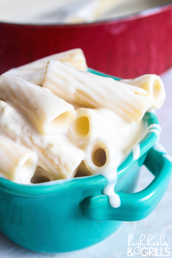 Cream Cheese Garlic Alfredo | 25+ Cream Cheese Recipes