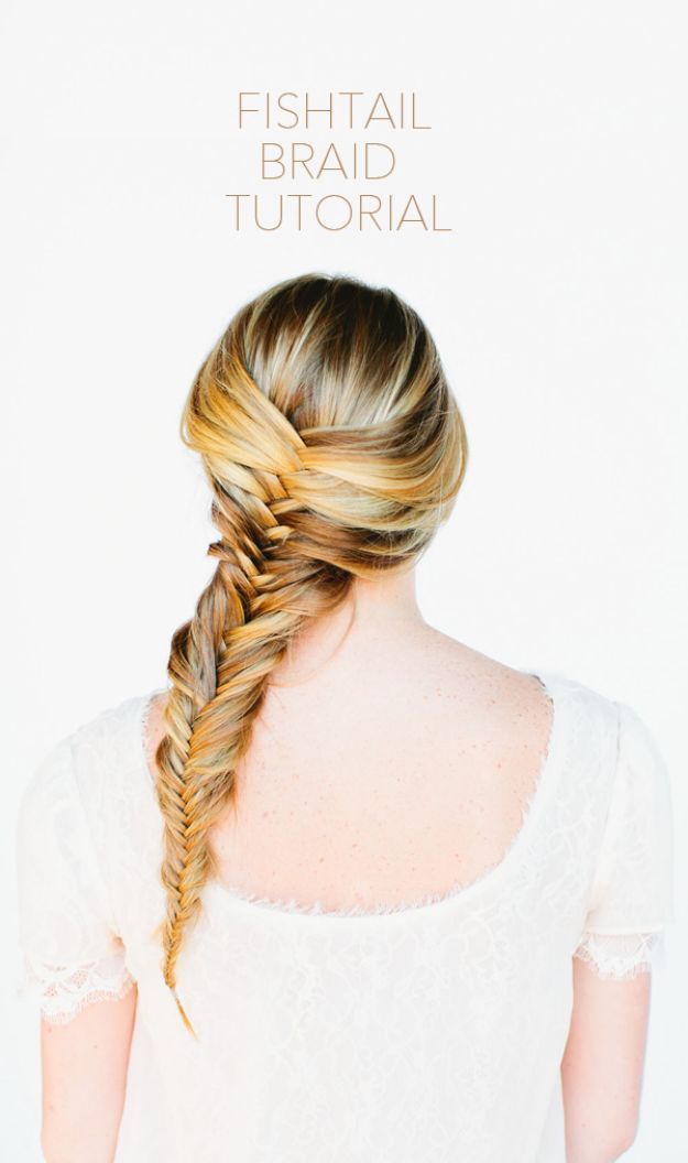 Easy Braids With Tutorials - Cute Fishtail Braid - Cute Braiding Tutorials for Teens, Girls and Women - Easy Step by Step Braid Ideas - Quick Hairstyles for School - Creative Braids for Teenagers - Tutorial and Instructions for Hair Braiding http://diyprojectsforteens.com/easy-braids-tutorials