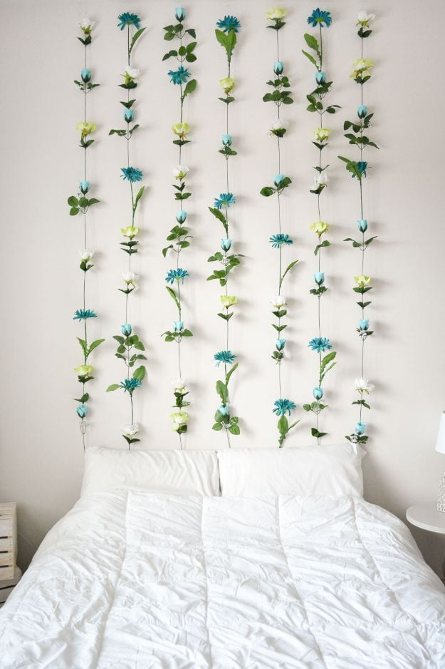 Cheap Wall Decor Ideas - DIY Flower Wall - Cute and Easy Room Decor for Teens - Ideas for Teenager Bedroom Walls - Boys and Girls Room Canvas Wall Art and Decorating #teen #roomdecor #diydecor https://diyprojectsforteens.com/cheap-diy-wall-decor-ideas