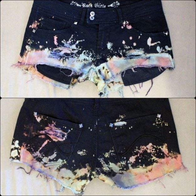 Galaxy DIY Crafts - DIY Galaxy Shorts - Easy Room Decor, Cool Clothes, Fun Fabric Ideas and Painting Projects - Food, Cookies and Cupcake Recipes - Nebula Galaxy In A Jar - Art for Your Bedroom - Shirt, Backpack, Soap, Decorations for Teens, Kids and Adults http://diyprojectsforteens.com/galaxy-crafts