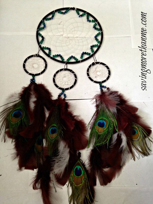 DIY Dream Catchers - DIY Peacock Dreamcatcher - How to Make a Dreamcatcher Step by Step Tutorial - Easy Ideas for Dream Catcher for Kids Room - Make a Mobile, Moon Designs, Pattern Ideas, Boho Dreamcatcher With Sticks, Cool Wall Hangings for Teen Rooms - Cheap Home Decor Ideas on A Budget http://diyprojectsforteens.com/diy-dreamcatchers