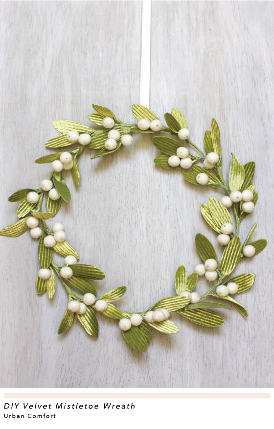 The Most Elegant Christmas Wreaths That You Can Buy or DIY - Rustic DIY Christmas Wreaths, Diy Christmas Wreath, Christmas Wreaths, Christmas wreath