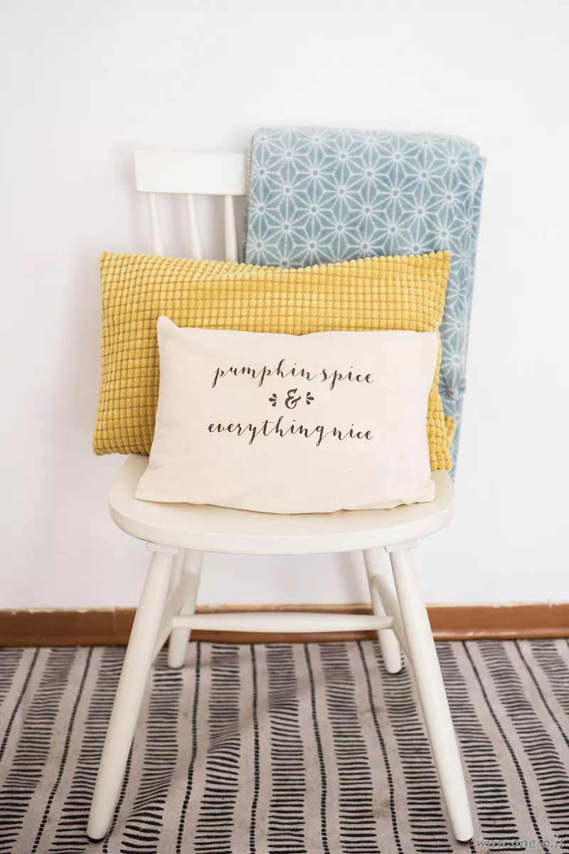 DIY Pumpkin Spice And Everything Nice Pillow