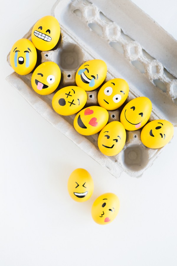 Emoji Easter Eggs | 25+ MORE ways to decorate Easter Eggs