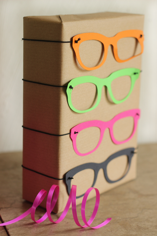 Eye Glasses Gift Wrap | 25+ Creative Gift Wrap Ideas