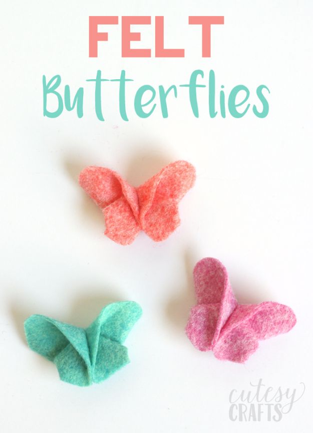 DIY Ideas With Butterflies - Felt Butterflies - Cute and Easy DIY Projects for Butterfly Lovers - Wall and Home Decor Projects, Things To Make and Sell on Etsy - Quick Gifts to Make for Friends and Family - Homemade No Sew Projects- Fun Jewelry, Cool Clothes and Accessories http://diyprojectsforteens.com/diy-ideas-butterflies