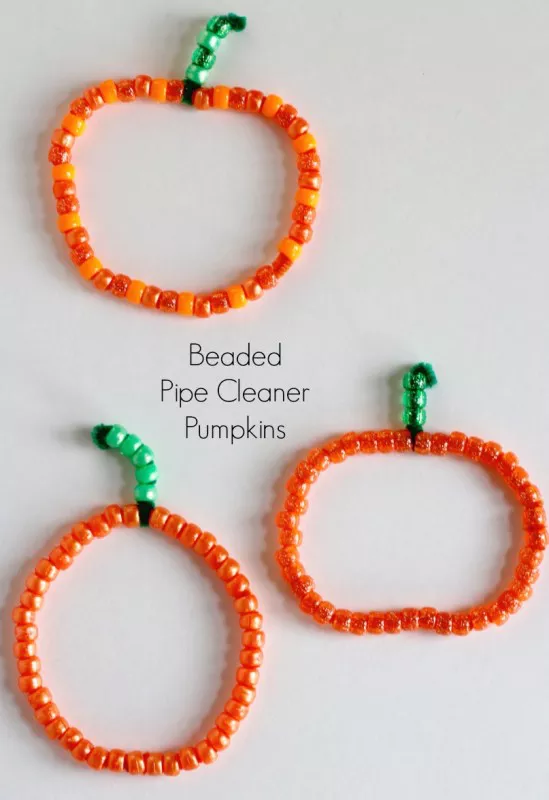 Simple Beaded Pipe Cleaner Pumpkins