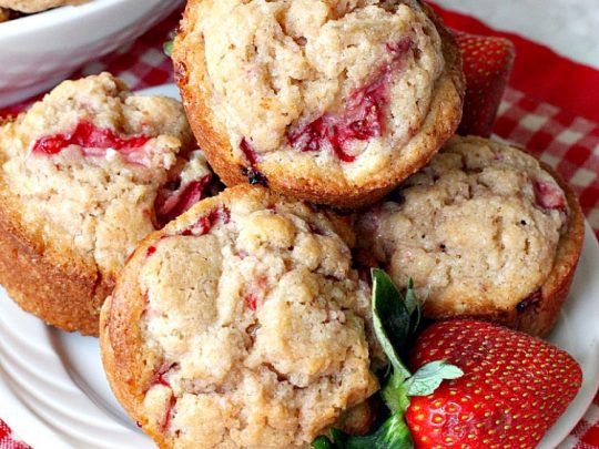 Fresh Strawberry Muffins | 25+ Strawberry Recipes