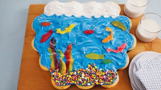 Go Fish Cupcake Cake | 25+ Cupcake Birthday Cake Ideas