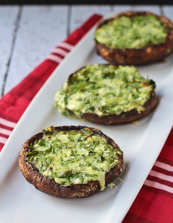 Grilled Portobella Mushrooms with Spinach and cheese | 25+ mushroom recipes