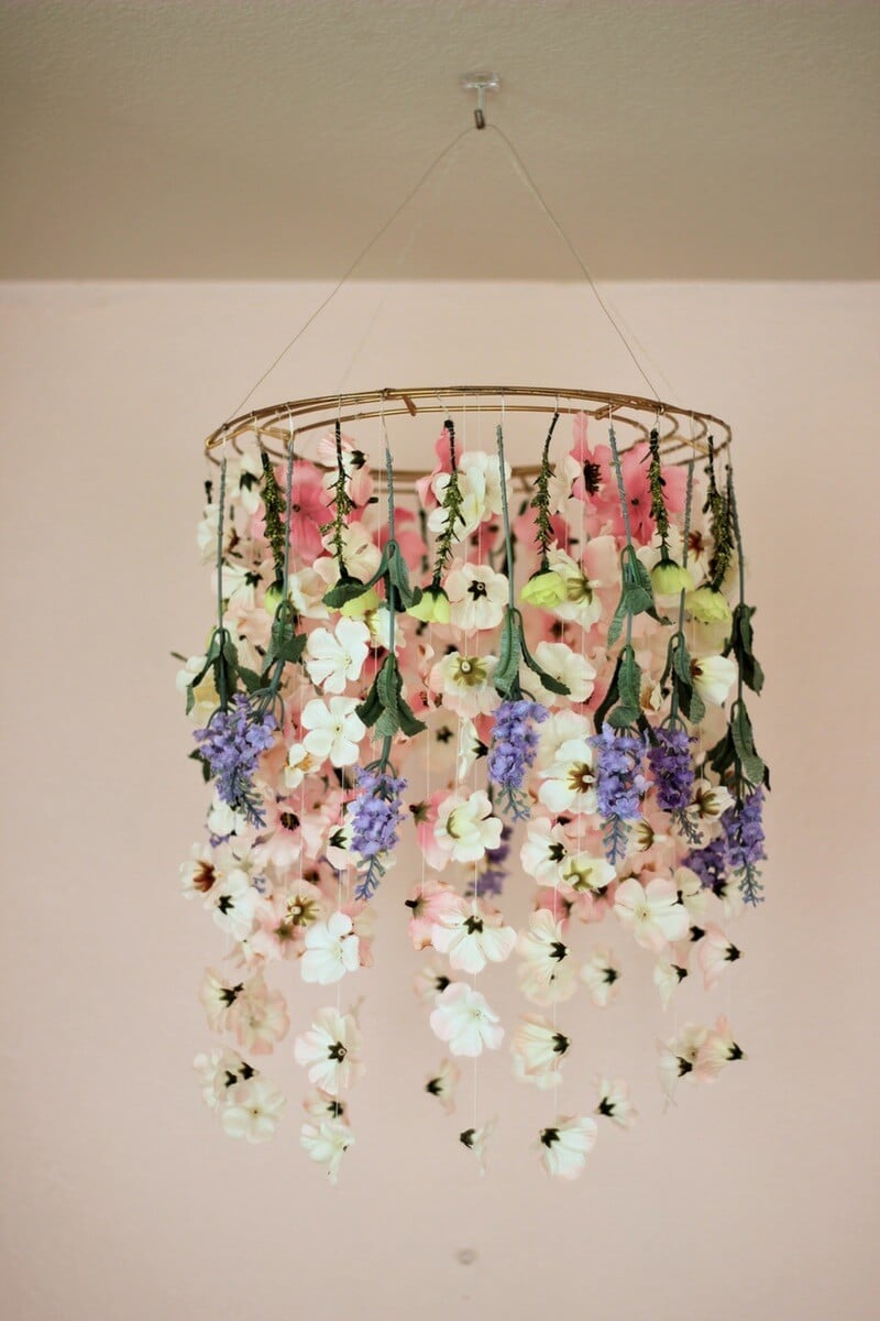 Another Gorgeous And Colorful Floral Decor Idea