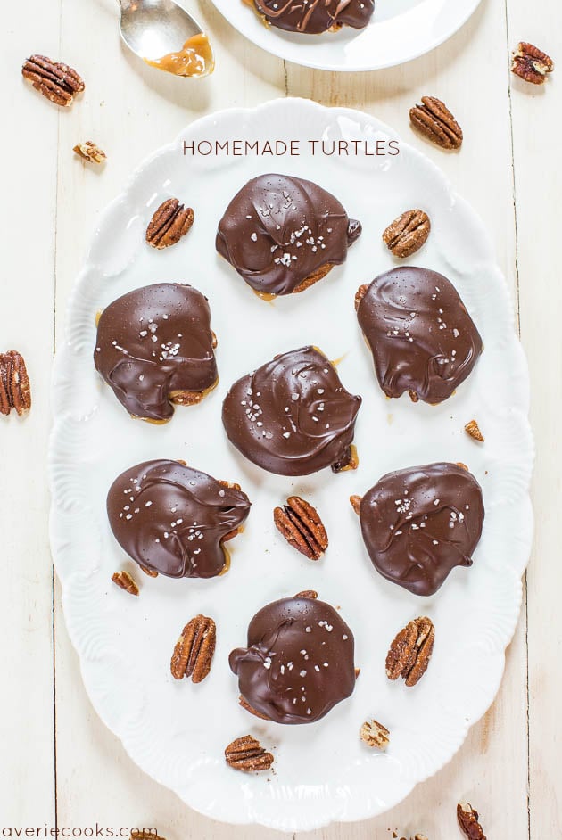 Homemade Turtles | 25+ No Bake Desserts