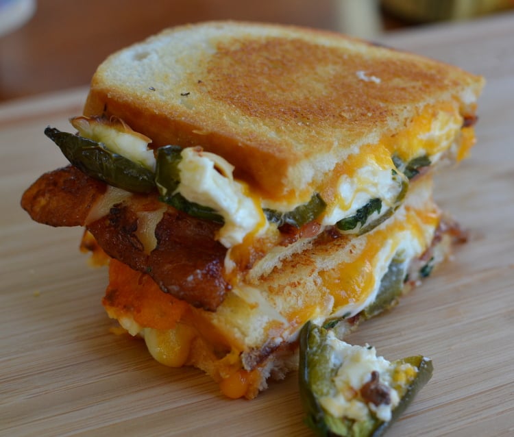 Jalapeno Popper Grilled Cheese | 25+ Grilled Cheese Recipes