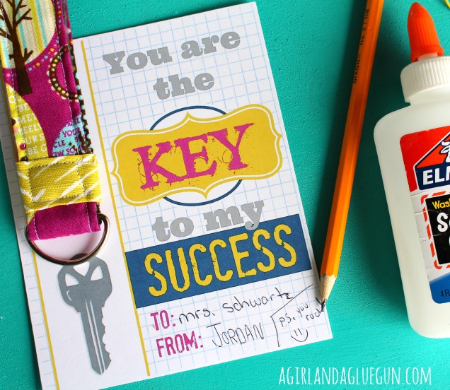 Key to my success–free teacher printables with keychain | 25+ teacher appreciation week ideas