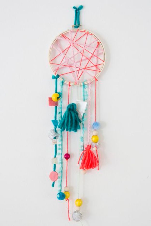 DIY Dream Catchers - Kid-Friendly Dreamcatcher - How to Make a Dreamcatcher Step by Step Tutorial - Easy Ideas for Dream Catcher for Kids Room - Make a Mobile, Moon Designs, Pattern Ideas, Boho Dreamcatcher With Sticks, Cool Wall Hangings for Teen Rooms - Cheap Home Decor Ideas on A Budget http://diyprojectsforteens.com/diy-dreamcatchers