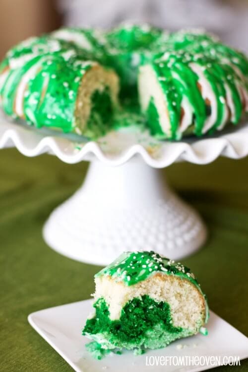 St. Patricks Day Green Bunt Cake | Top 50 St. Patrick's Day Green Food - have fun with St. Patrick's Day and surprise your family and friends with these fun, festive green recipes!