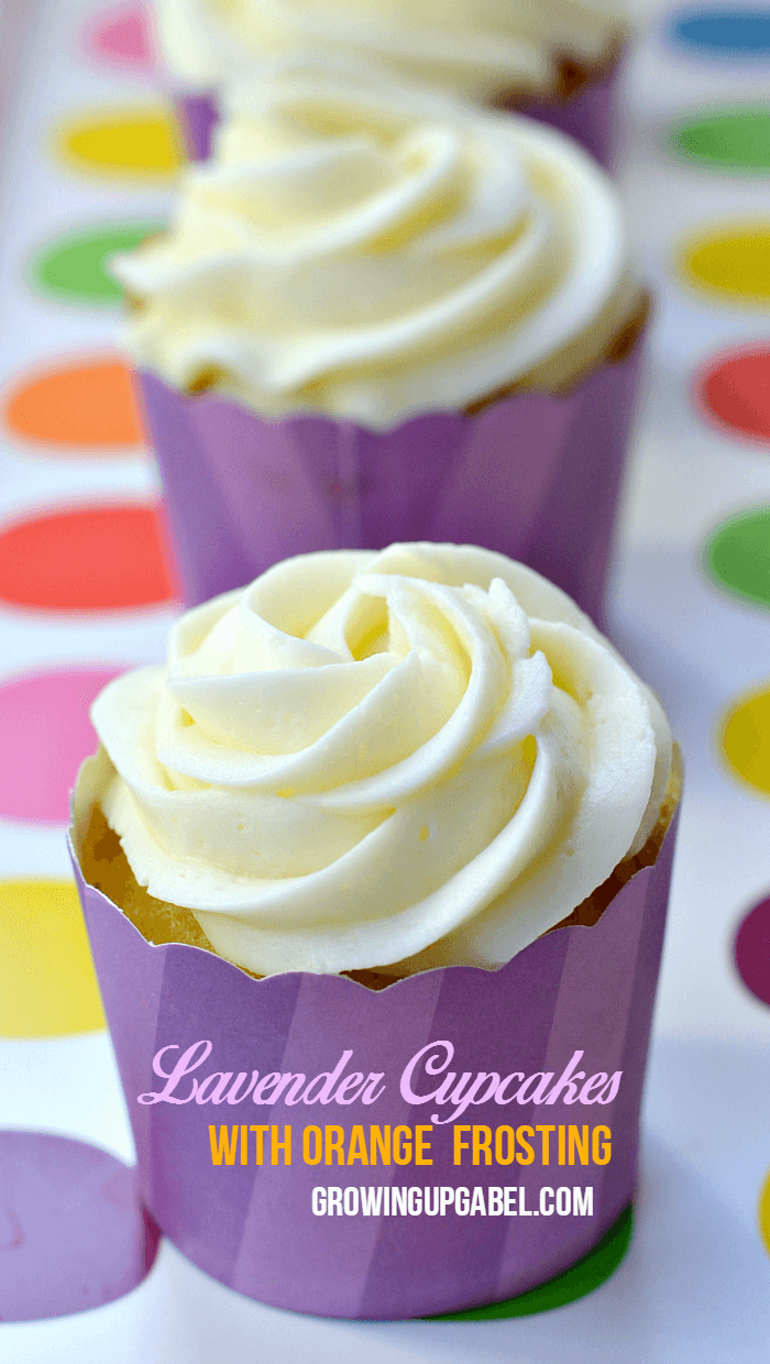 Lavender-Cupcakes-made-with-Essential-Oils