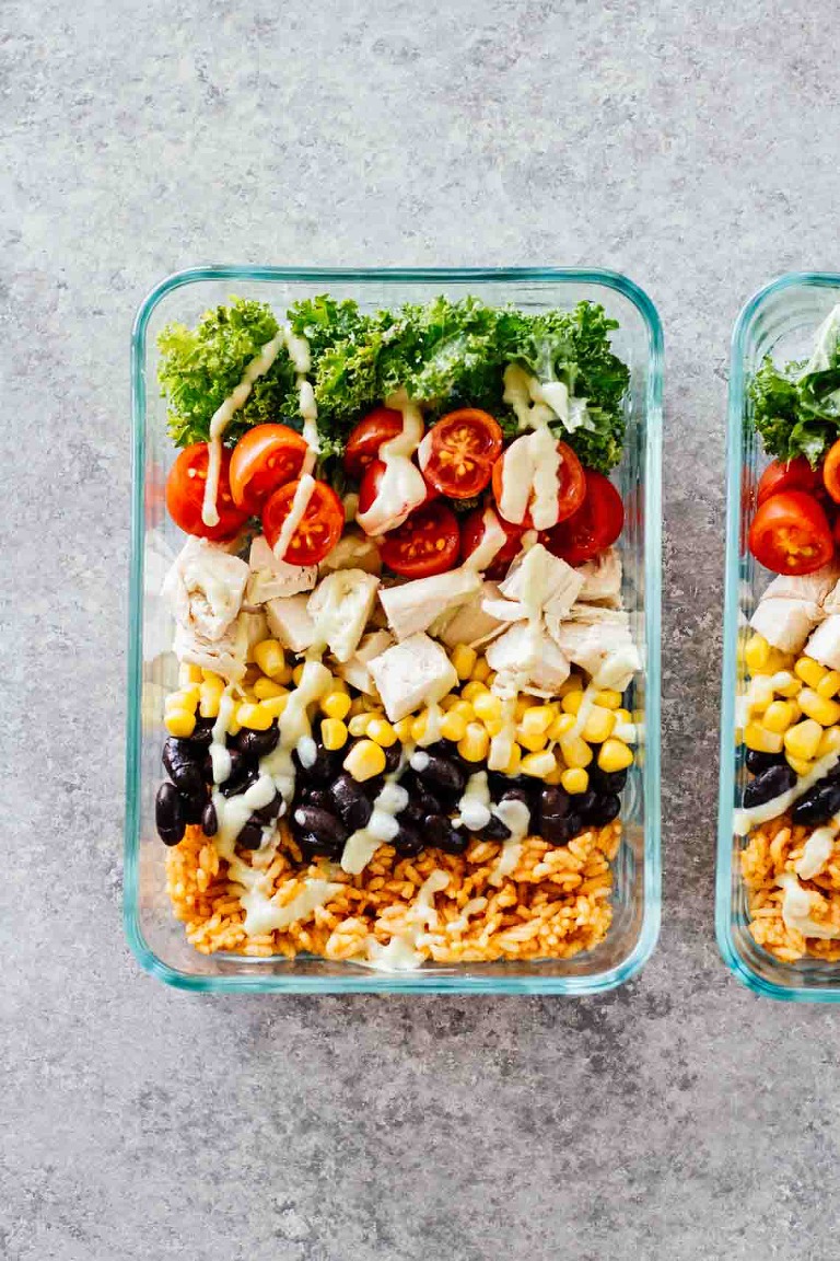 delicious and healthy chicken meal prep bowls