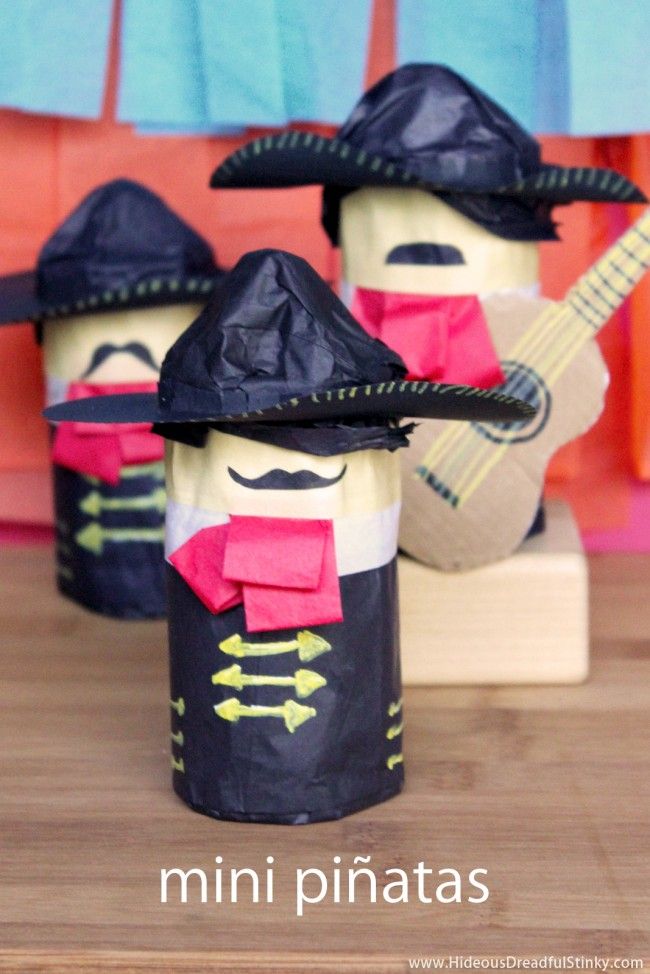 Mini Piñatas | 25+ Cinco de Mayo Ideas