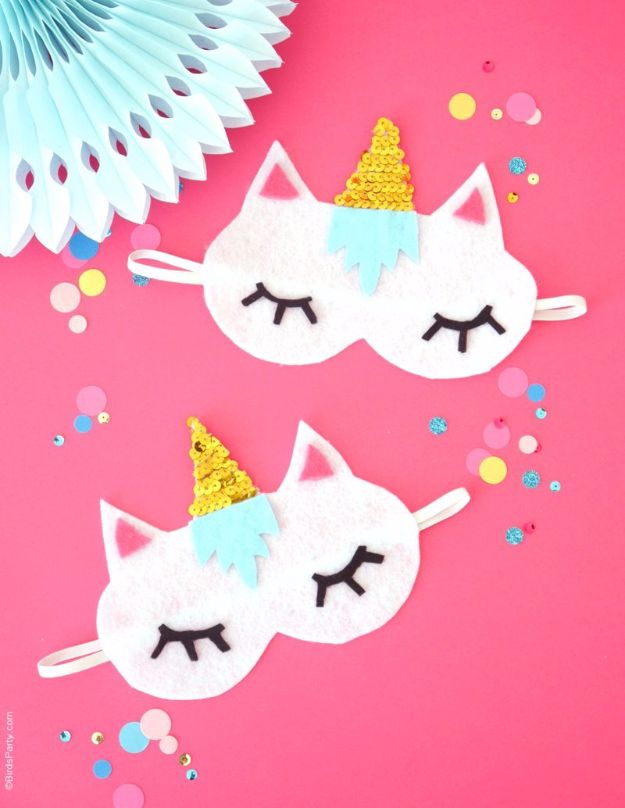 DIY Ideas With Unicorns - No-Sew DIY Unicorn Sleeping Masks - Cute and Easy DIY Projects for Unicorn Lovers - Wall and Home Decor Projects, Things To Make and Sell on Etsy - Quick Gifts to Make for Friends and Family - Homemade No Sew Projects and Pillows - Fun Jewelry, Desk Decor Cool Clothes and Accessories http://diyprojectsforteens.com/diy-ideas-unicorns