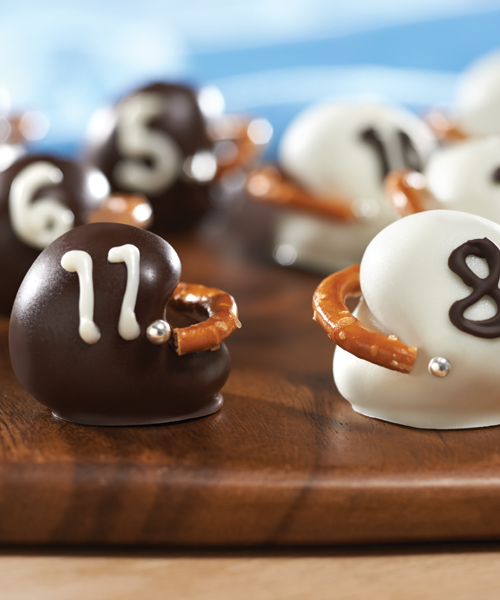 Oreo Football Helmet Cookie Balls | 25+ Game Day Desserts