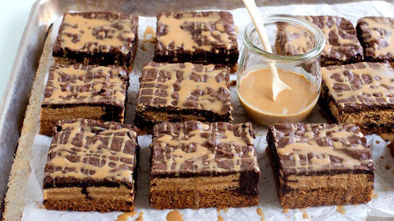 Outrageous Stacked Peanut Butter Brownies | 25+ MORE Peanut butter and Chocolate desserts