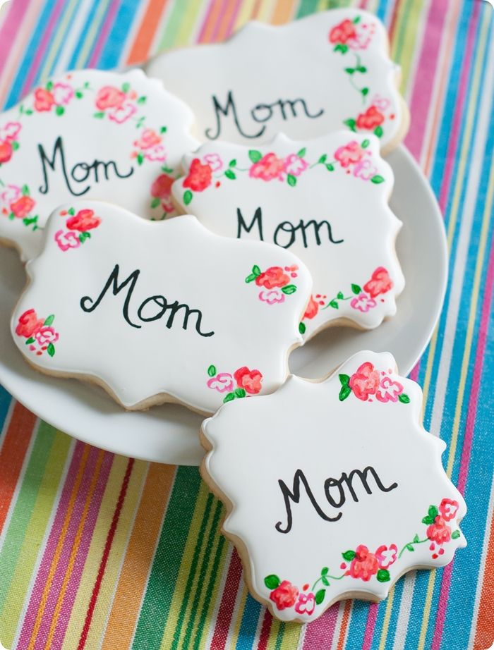 Painted Rose Decorated Cookie | 25+ Mother's Day Gift Ideas