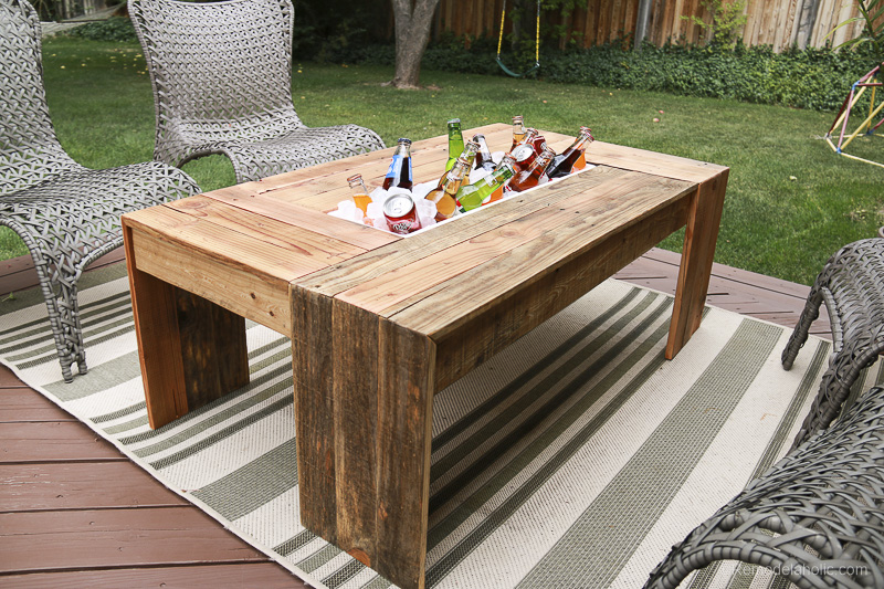Pallet Wood Coffee Table with Drink Cooler