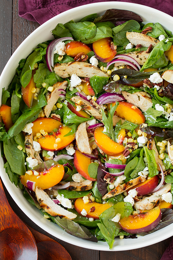 Peach Salad with Grilled Basil Chicken and White Balsamic-Honey Vinaigrette | 25+ Peach recipes