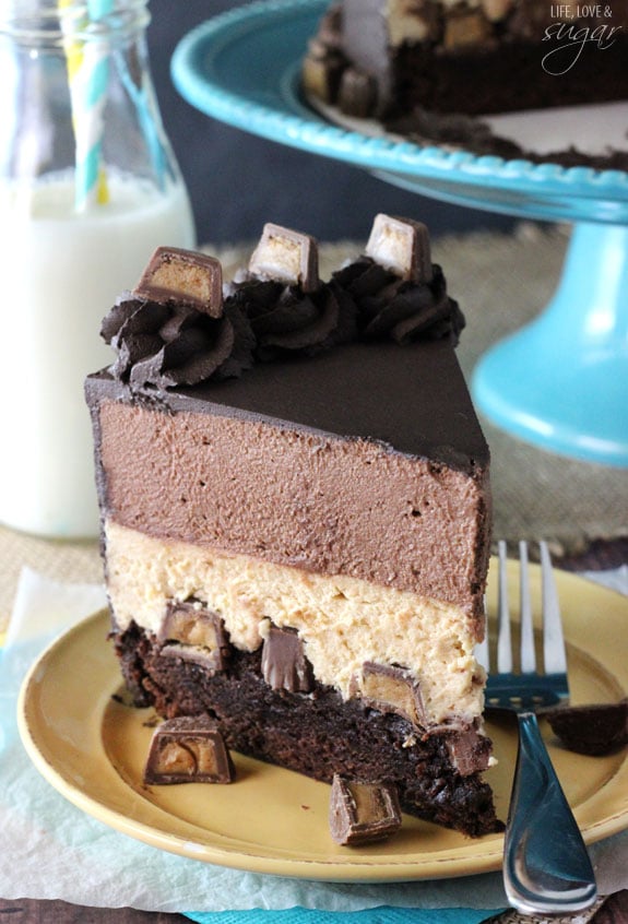 Peanut Butter Chocolate Mousse Cake | 25+ MORE Peanut butter and Chocolate desserts