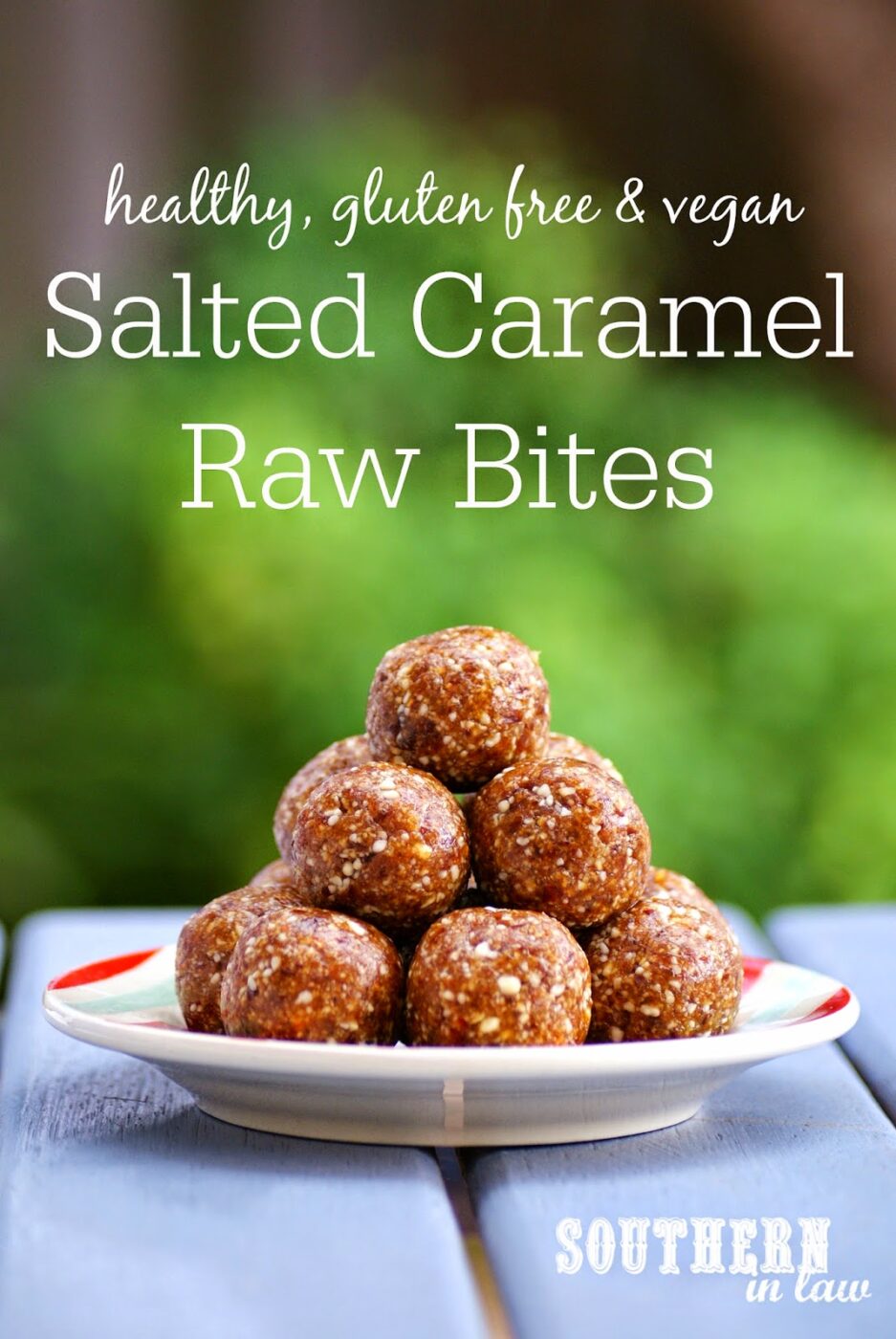 Salted Caramel Raw Bites | 25+ Salted Caramel Desserts