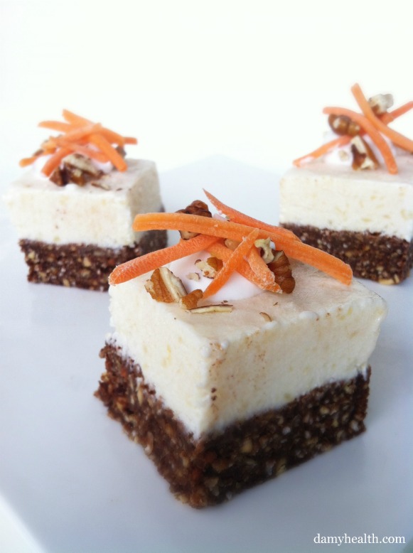 Skinny Carrot Cake Cheesecake Bites | 25+ Easter sweet treats