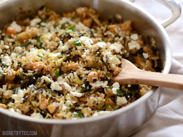 Spinach and Chickpeas Rice Pilaf | 25+ Chickpea Recipes